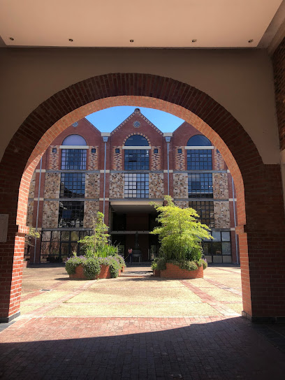 Bosman's Crossing, Stellenbosch Central, Stellenbosch, 7600