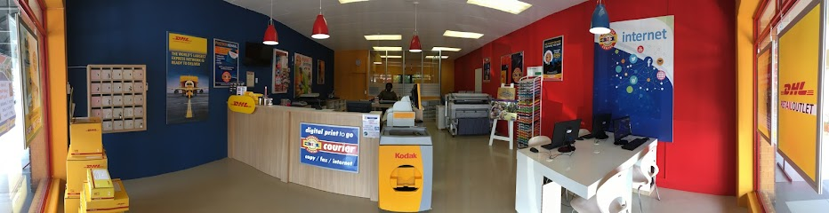 116 Christiaan De Wet Street Shop 14, Florida Junction Shopping Centre, Florida Park, Roodepoort, 1709